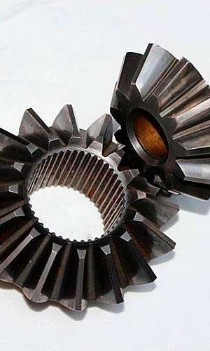 Engrenagem satélite e planetária Engrenagem satélite e planetária