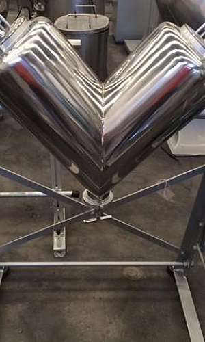 Misturador em V para Laboratório Misturador em V para Laboratório